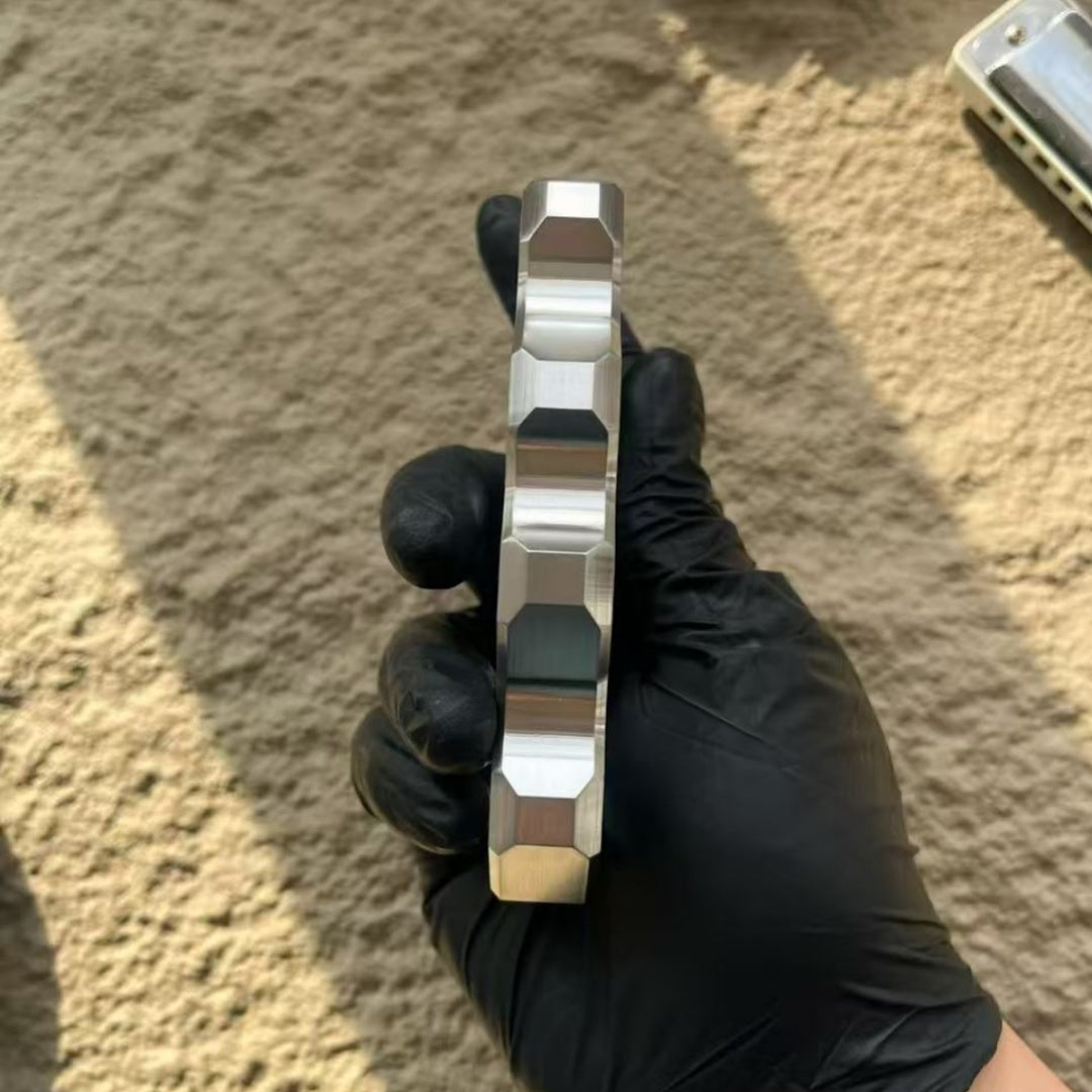 304 stainless steel four-finger knuckle duster