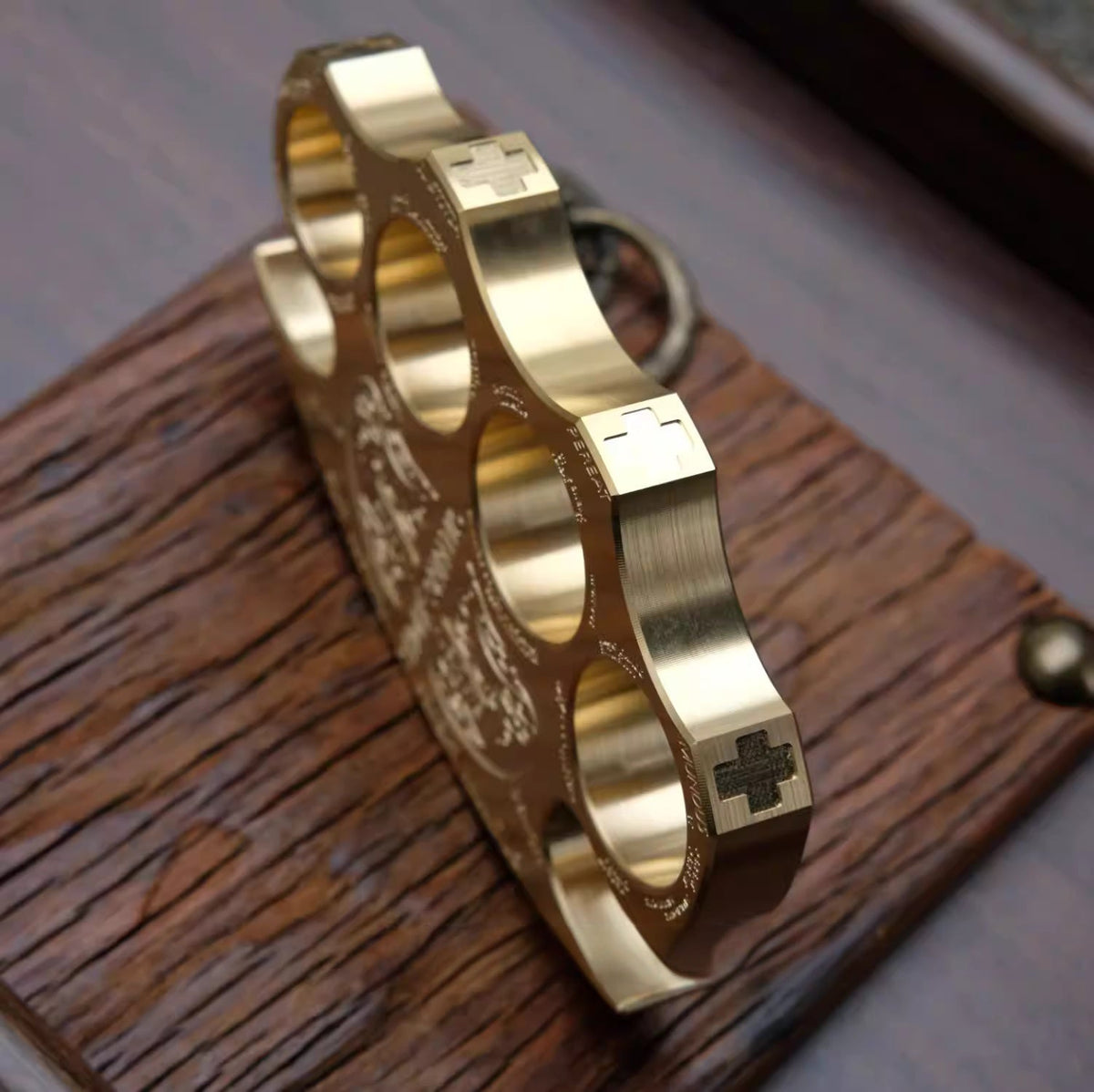 The Third Generation Brass Constantine Knuckle Duster, Hellblazer Four-Finger Knuckle Duster