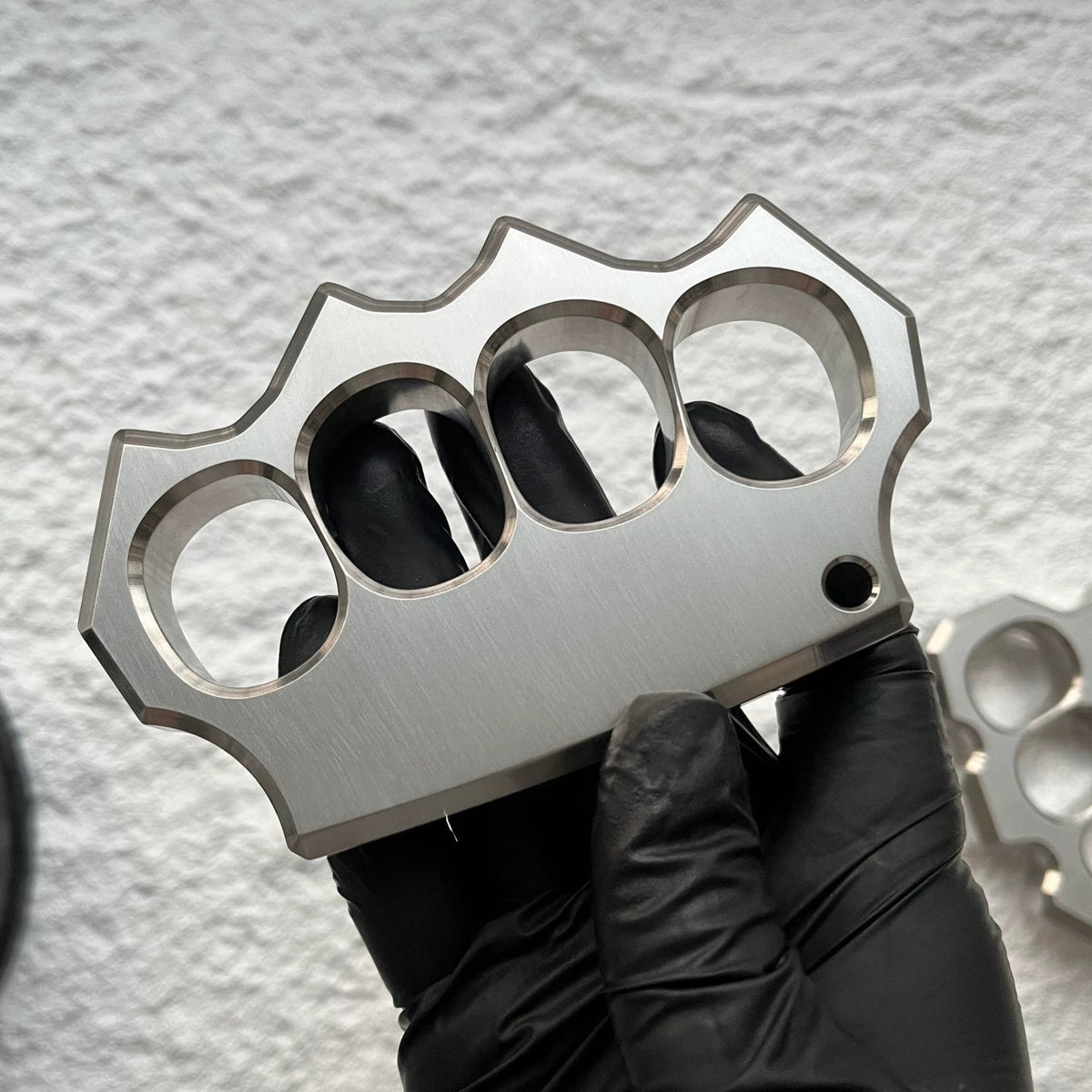 304 stainless steel four-finger knuckle duster
