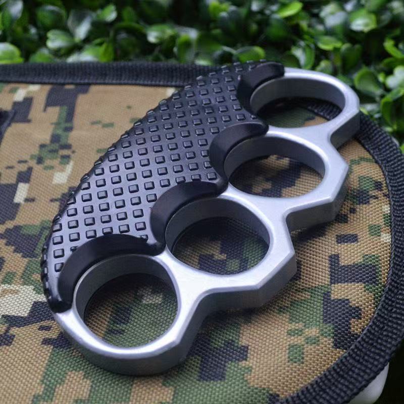 Self-Defense Broken Window Solid Brass Knuckle Duster